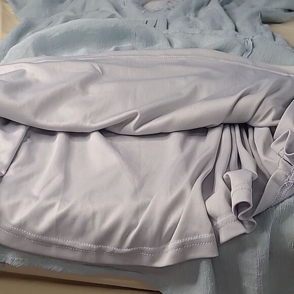 Crescent sz M midi dress.  Ice blue embroidery fabric.  Fully lined - Picture 9 of 9